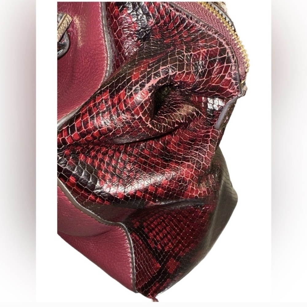 VEUC Michael Kors Riley Burgundy & Black Python Leather Satchel With Dusty - Picture 6 of 9